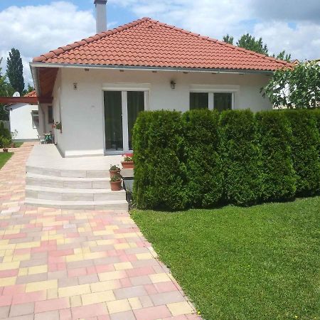 Holiday Home In Keszthely/Balaton 39648 Экстерьер фото